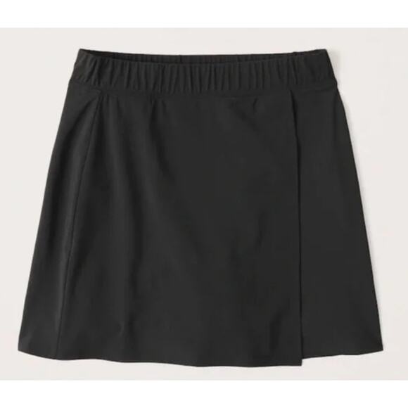 Abercrombie & Fitch Pants - Abercrombie & Fitch Black Traveler Activewear Skirt